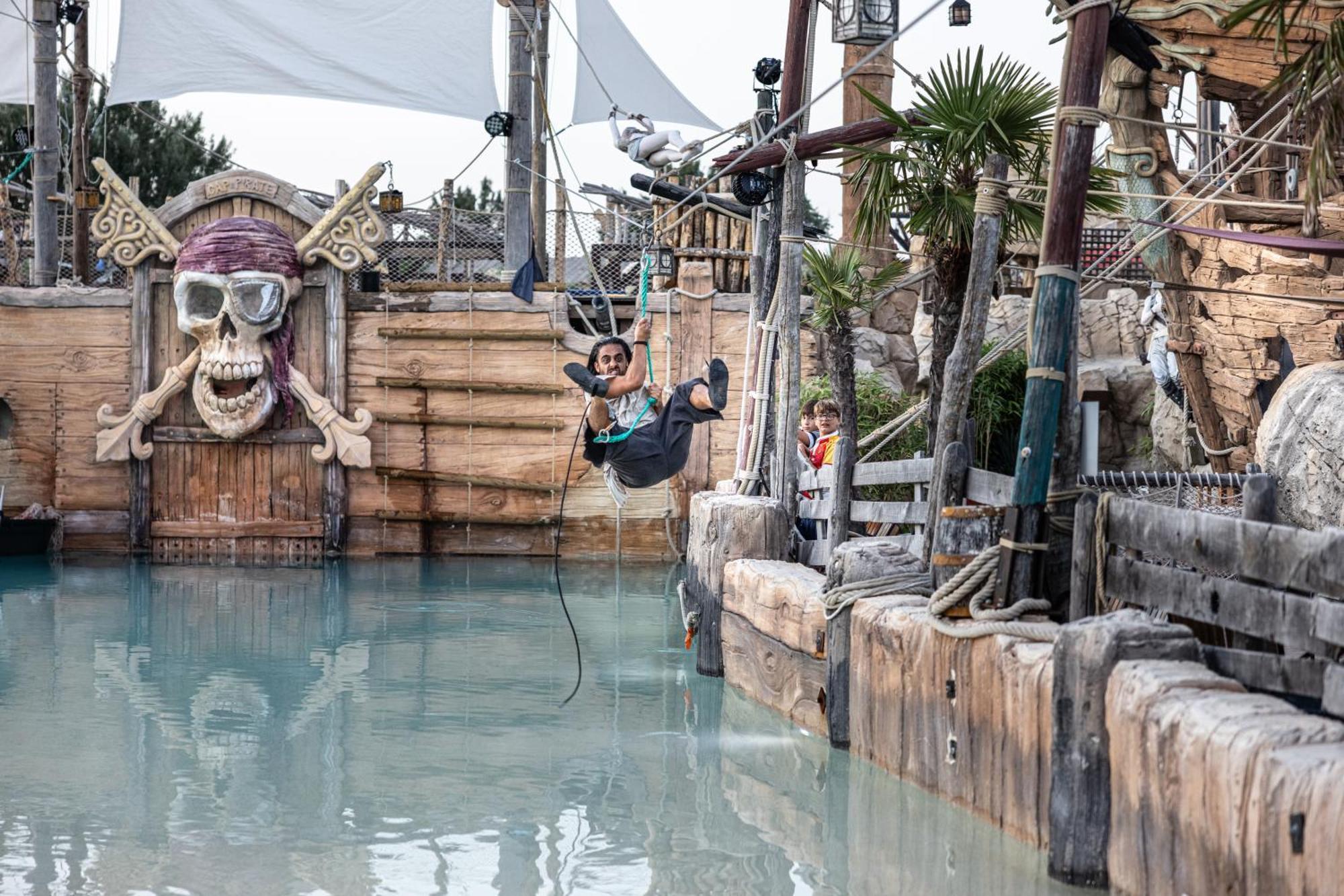 Hotel Pirates World Agde Exterior foto